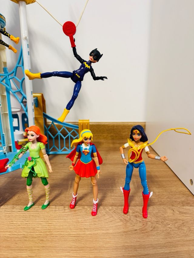 Escuela DC Super Hero Girls Mattel
