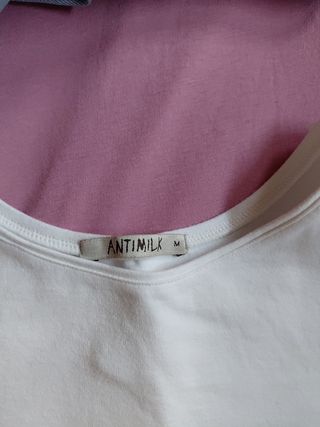 Camiseta blanca crop top