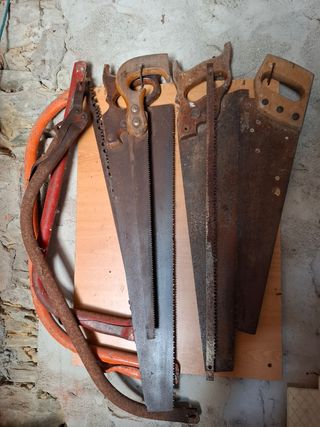 Lote Sierras de Madera Antiguas