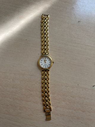 Reloj Lotus Dorado