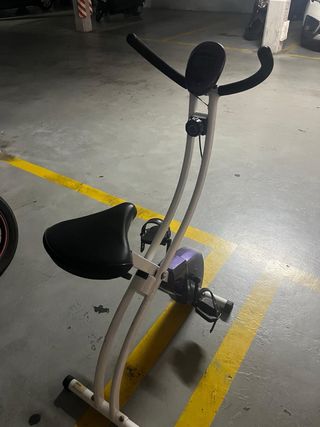 Bicicleta estática plegable