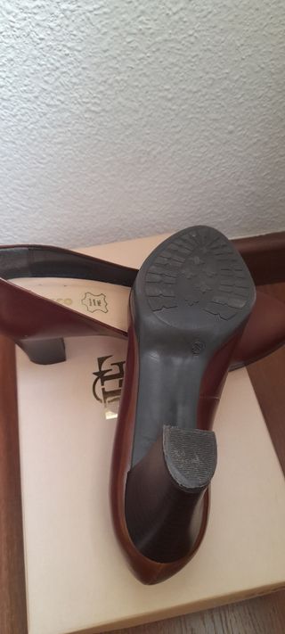 Zapatos de tacón Fosco marrones talla 36