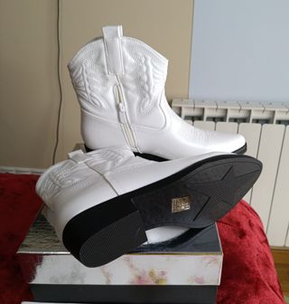Botines camperos blancos talla 38