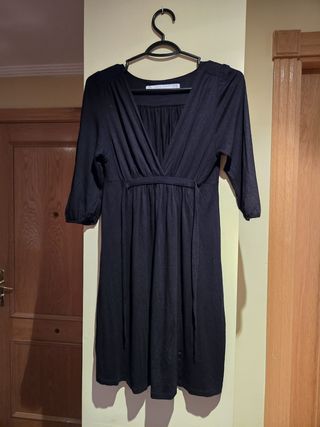 Vestido negro Zara