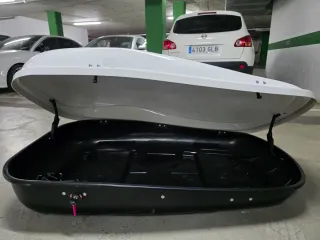 Cofre - baca de coche Cruz + barras techo