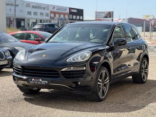 PORSCHE CAYENNE 3.0D PLATINIUM