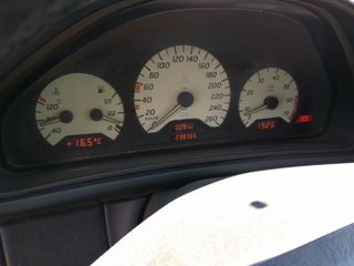 Mercedes-Benz  CLK 2003