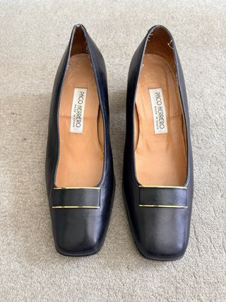 Zapatos de salón Paco Herrero negros