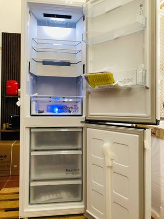 Frigorifico Combi BEKO No Frost 187x60CM FRIGOMARK