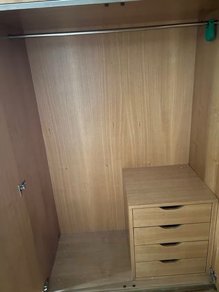 Armario de madera de raíz 