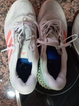 Zapatillas Adidas Running Naranja y Blanco