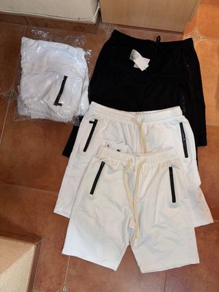 Pantalones cortos hombre blanco y negro