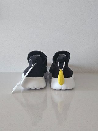 Adidas Lite Racer Slip-on Talla 39.5