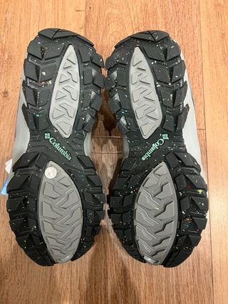 
COLUMBIA
Zapatillas de montaña y trekking impermeables Mujer Columbia Redmond VI