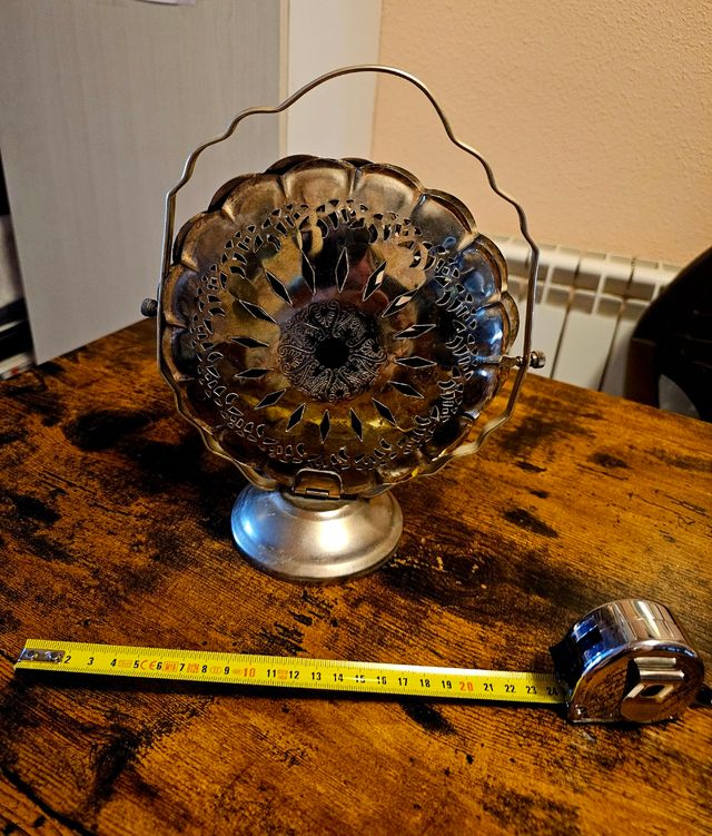 Bandeja de latón apilable de 3 niveles