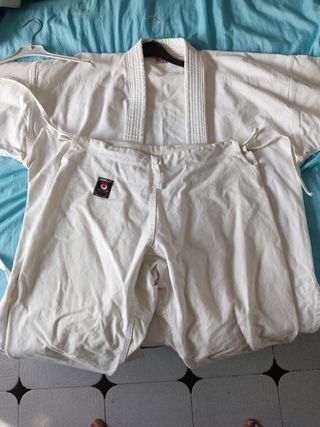 Kimono Karate Kamikaze Blanco