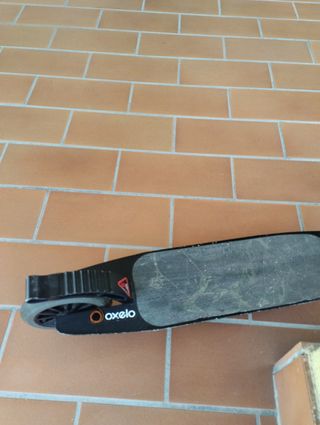 Monopattino a spinta nero