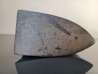 Plancha de carbón en hierro fundido, Arte Italiano