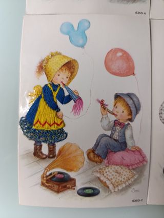 4 Preciosas postales bordadas Coni