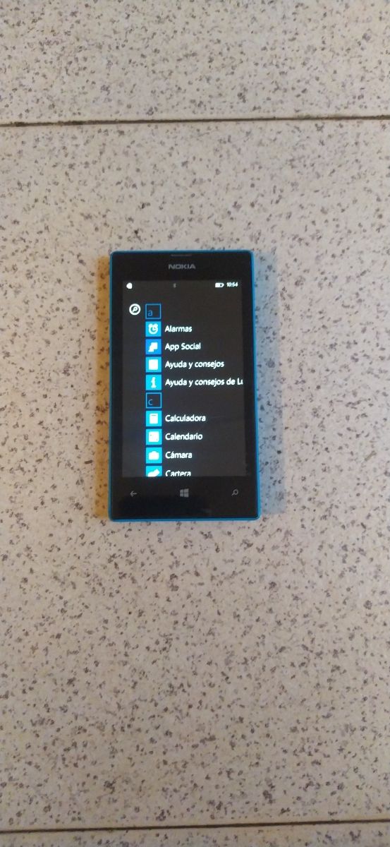 Movil libre...NOKIA LUMIA 520...