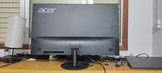 9 meses uso - Acer 32" 4K monitor