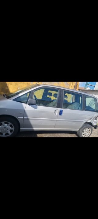 Peugeot 806 2001