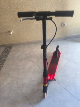 Monopatín Oxelo Mid 9 Rojo