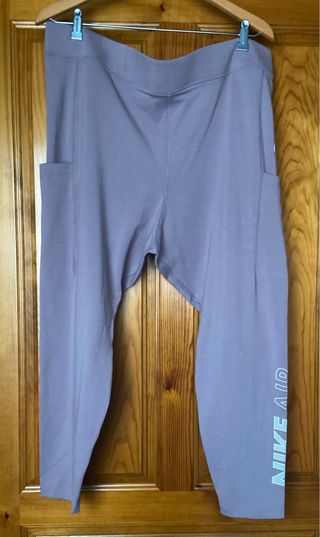 Mallas Nike Moradas Talla 2XL Mujer
