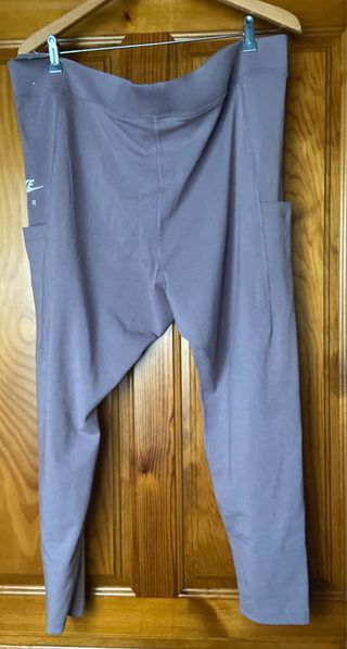 Mallas Nike Moradas Talla 2XL Mujer