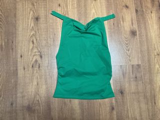 Top verde sin estrenar
