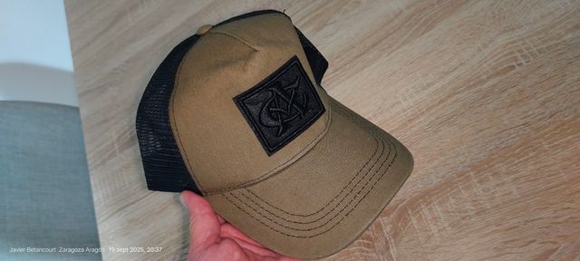 2 Gorras casuales y una Cadena con su Dije en 25€