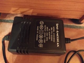 Altavoces autoamplificados beige