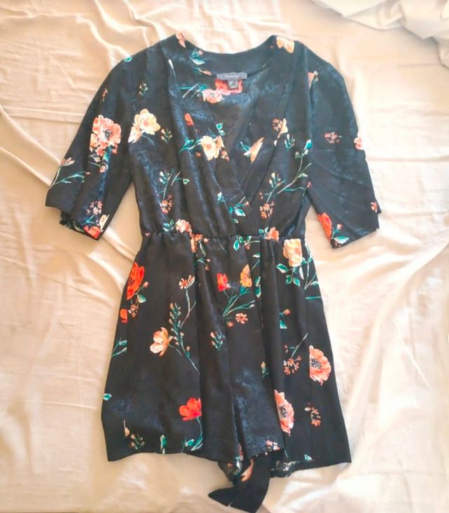 Mono floral Primark Talla S