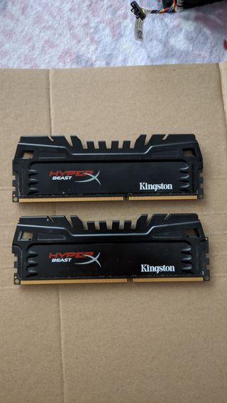 2x 8GB DDR3 Kingston HyperX Beast RAM 2133 MHZ