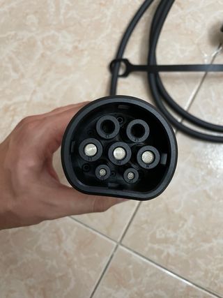 Cargador portátil marca AFYEEV 3,6kW 3Metros