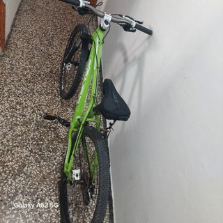 Bicicleta de Montaña Verde