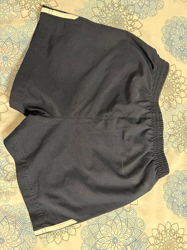 Pantalón corto Adidas negro