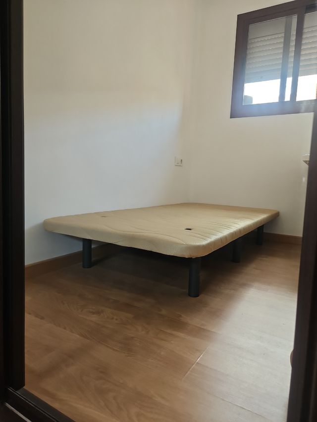 Base Cama Tapizada 3D Estable