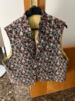 Traje de fallero gris a rayas