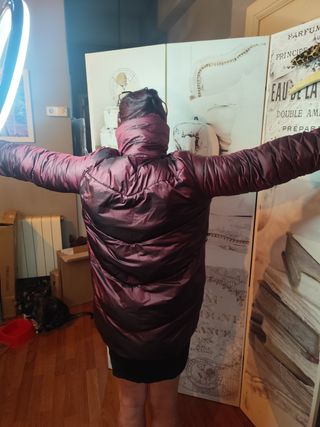 Cazadora granate acolchada