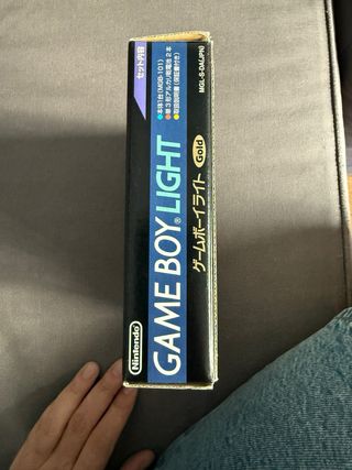Nintendo Game Boy Light Gold semi nueva