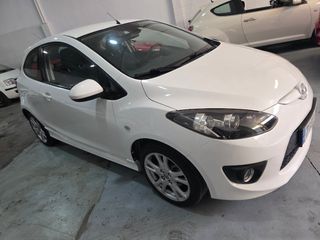 Mazda 2 2010