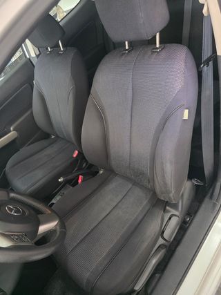 Mazda 2 2010