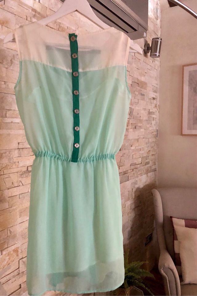 Vestido Blanco plisado verde y blanco