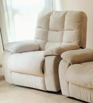 Sillón RECLINABLE suave beige