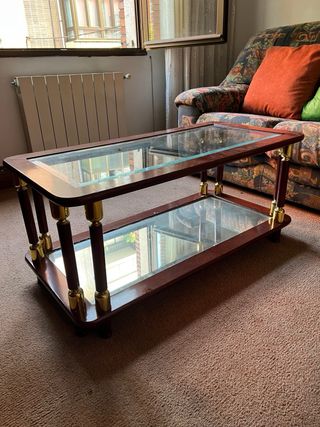 Mesa de centro de madera y cristal