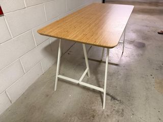 Mesa de bambú IKEA