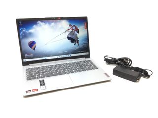 pc portatil lenovo 82r4