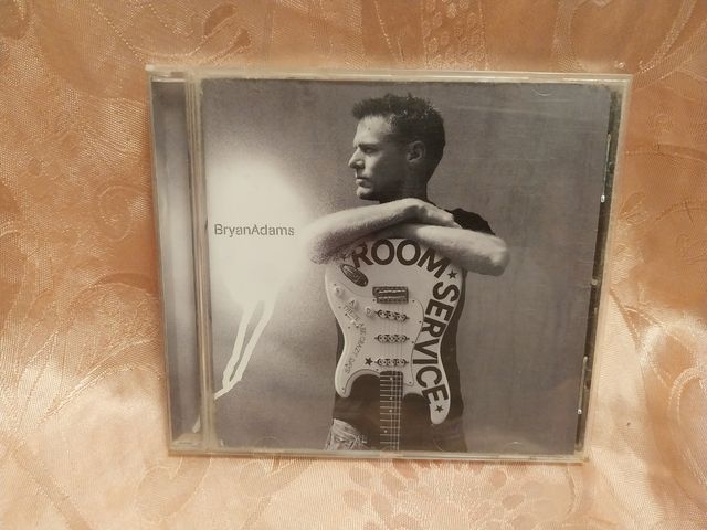 CD Bryan Adams - Room Service (2004)