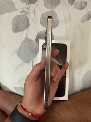 iPhone 16 Pro Max 256GB Plata